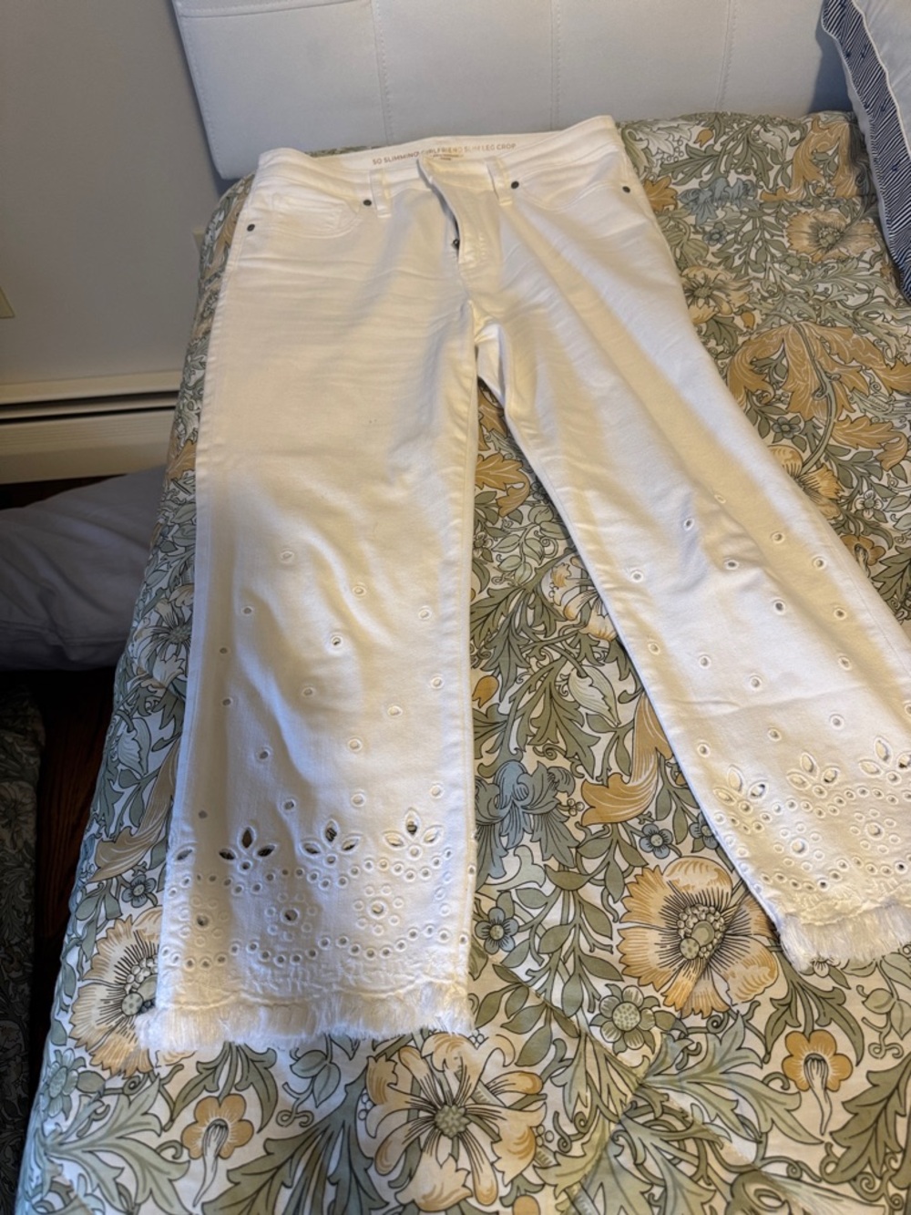 White Eyelet Cropped Jeans